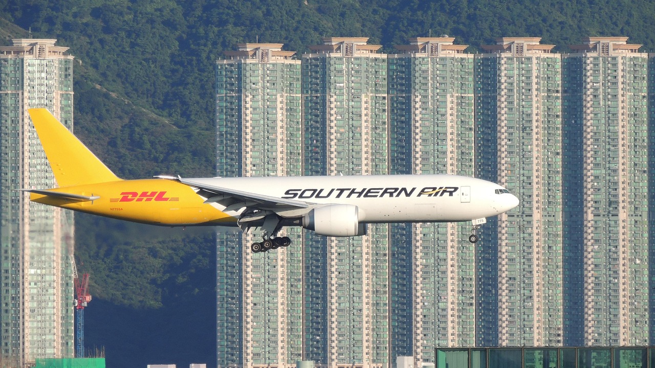 DHL國(guó)際空運(yùn)快遞飛機(jī)